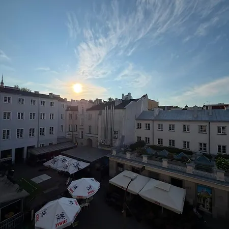 Апартаменти W Samym Sercu Warszawy - Nowy Swiat 27a